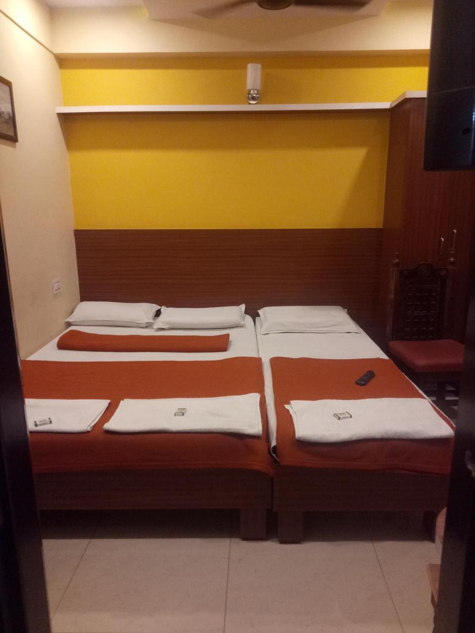 Hotel Sangeeth Lodging Мисор Екстериор снимка