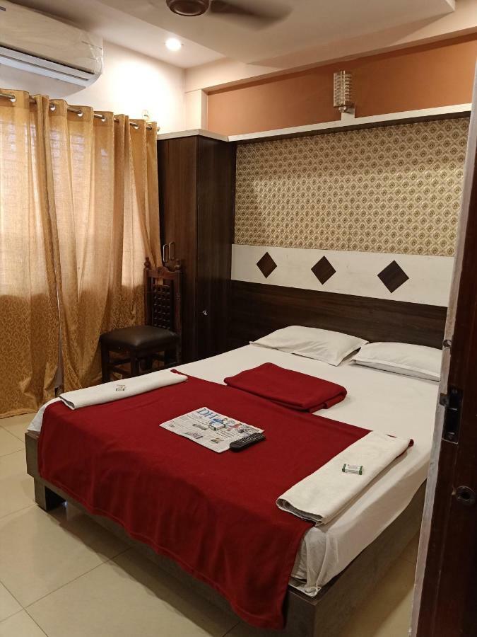 Hotel Sangeeth Lodging Мисор Екстериор снимка